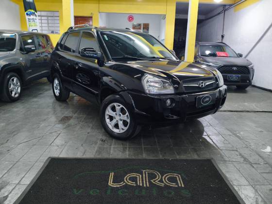 HYUNDAI TUCSON 2.0 MPFI GLS 16V 143CV 2WD FLEX 4P AUTOMÁTICO HYUNDAI TUCSON 2.0 MPFI GLS 16V 143CV 2WD FLEX 4P AUTOMÁTICO